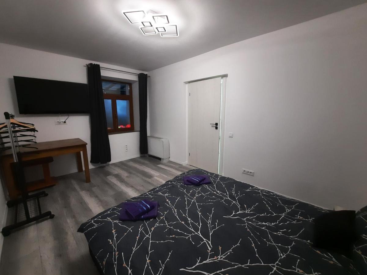 House Side By Side Apartment Brasov Exterior photo